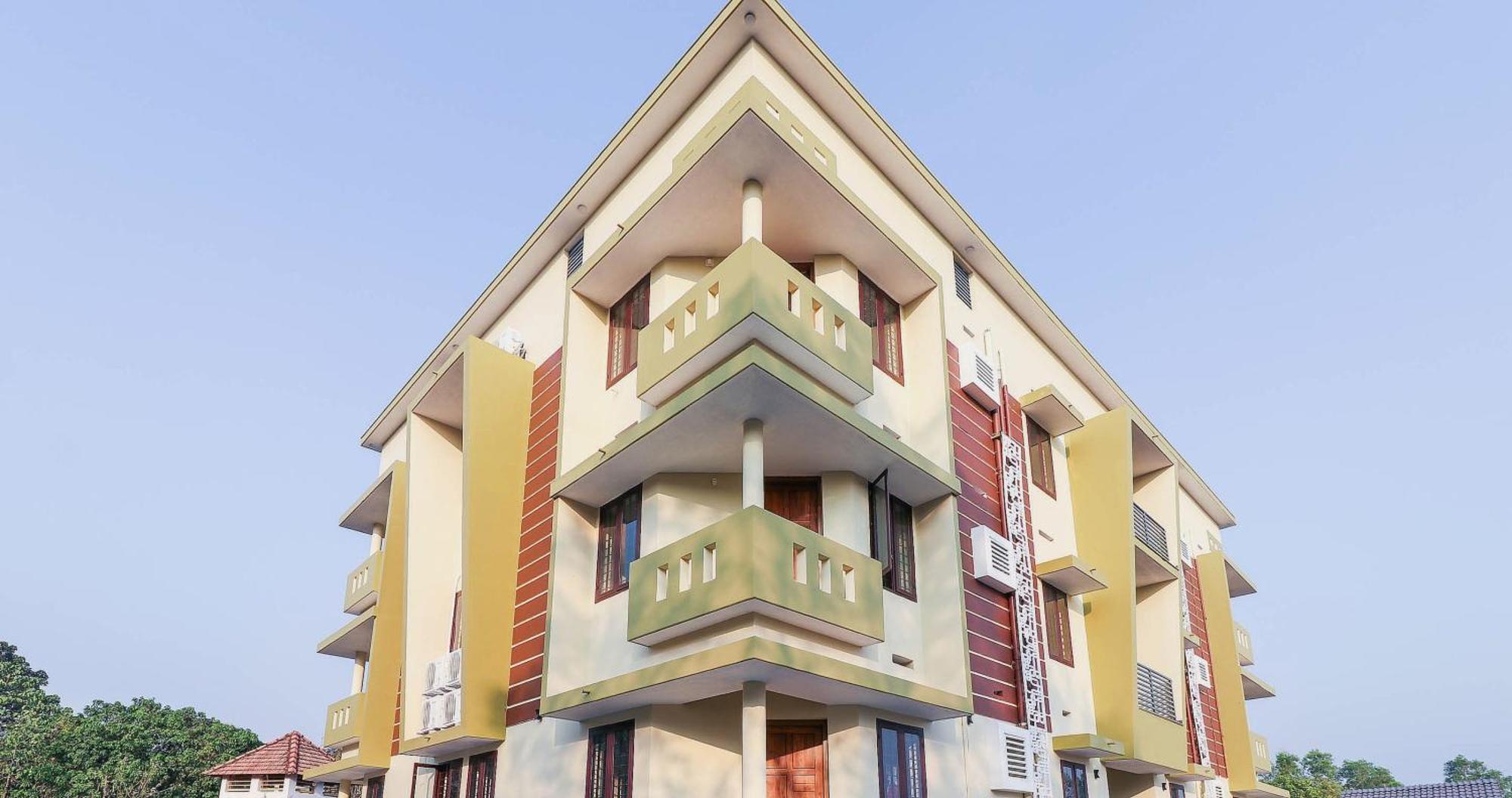 Liberty Apartments Kannur Esterno foto